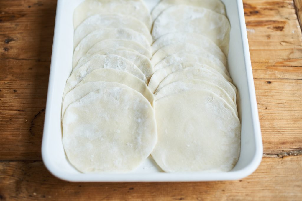 もちもち、餃子の皮のレシピ・作り方