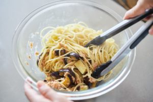 なすと発酵パプリカのパスタのレシピ